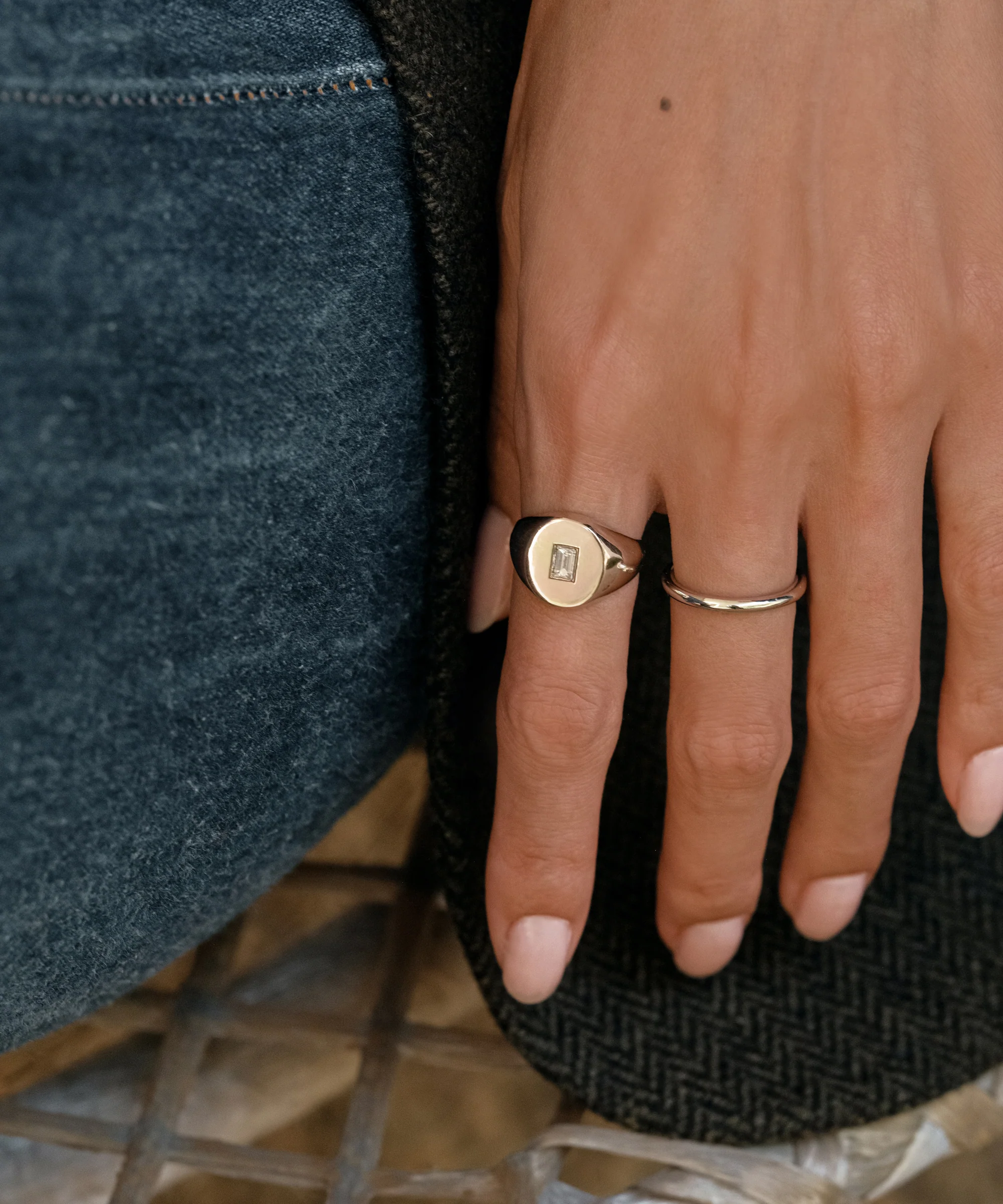 Brook Gold Band - Image 4