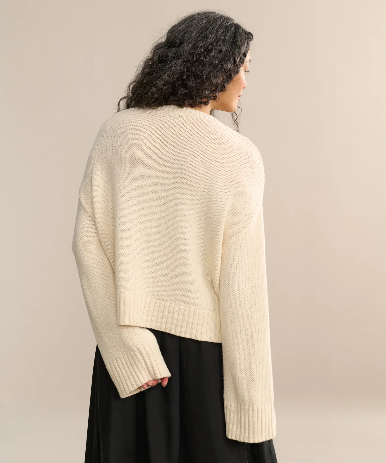 Cameron Crewneck - Image 4