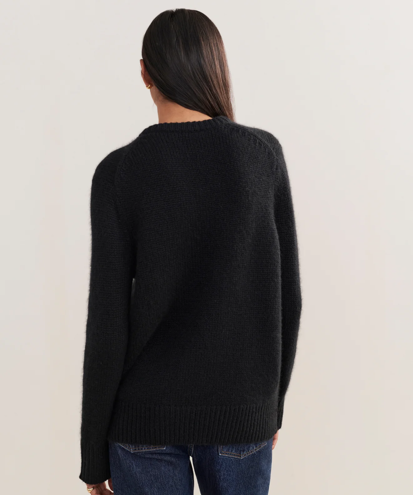 Cashmere Kate V-Neck - Image 4