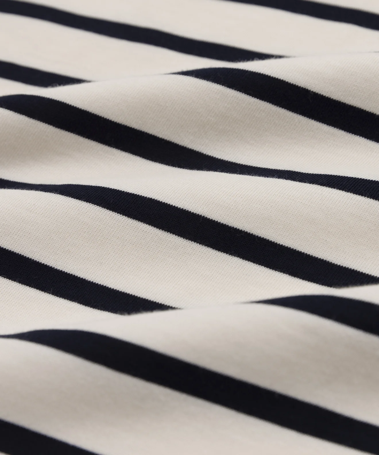 Claude Long-Sleeve Tee - Image 6