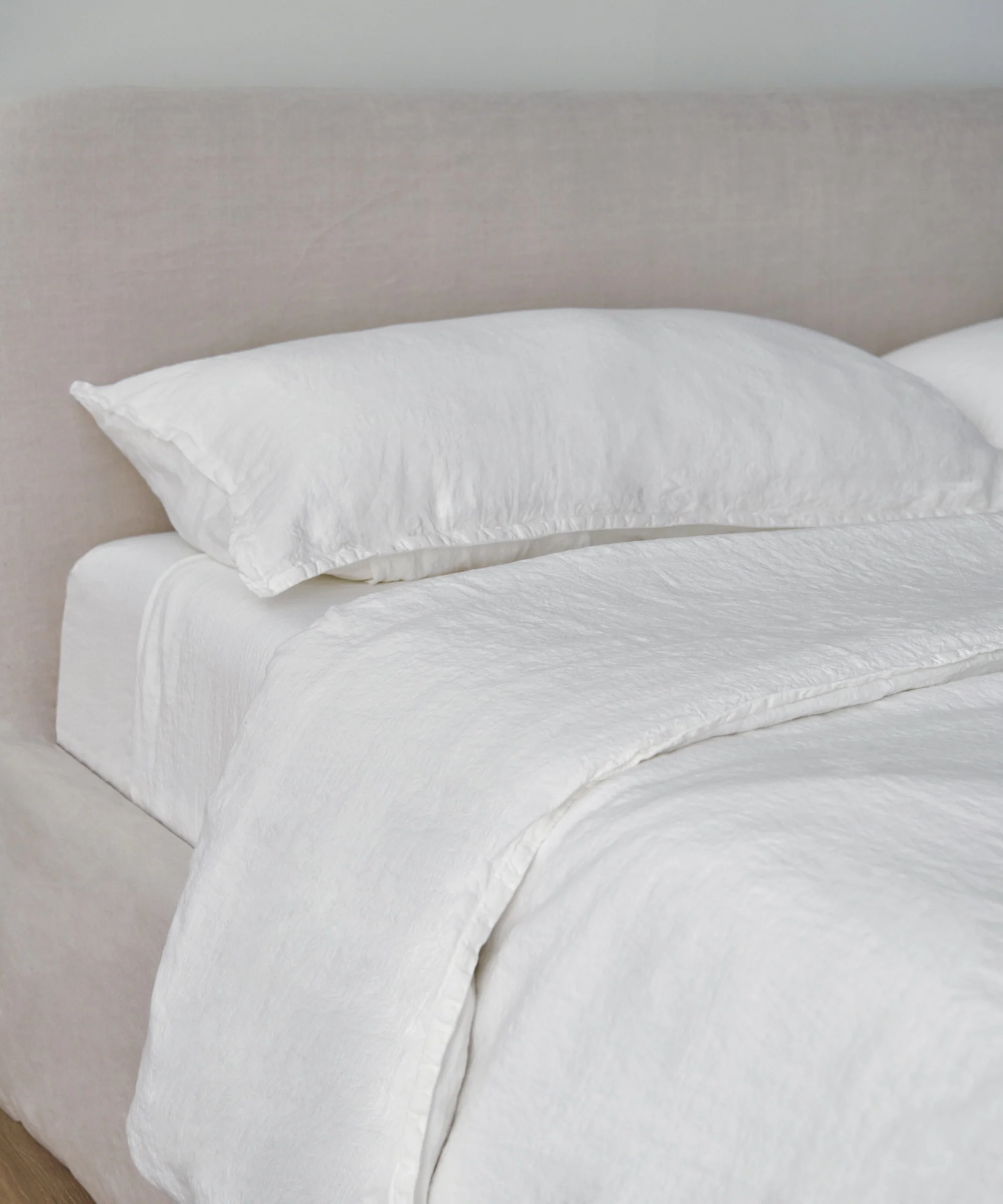 Dusk Linen Flat Sheet - Image 2