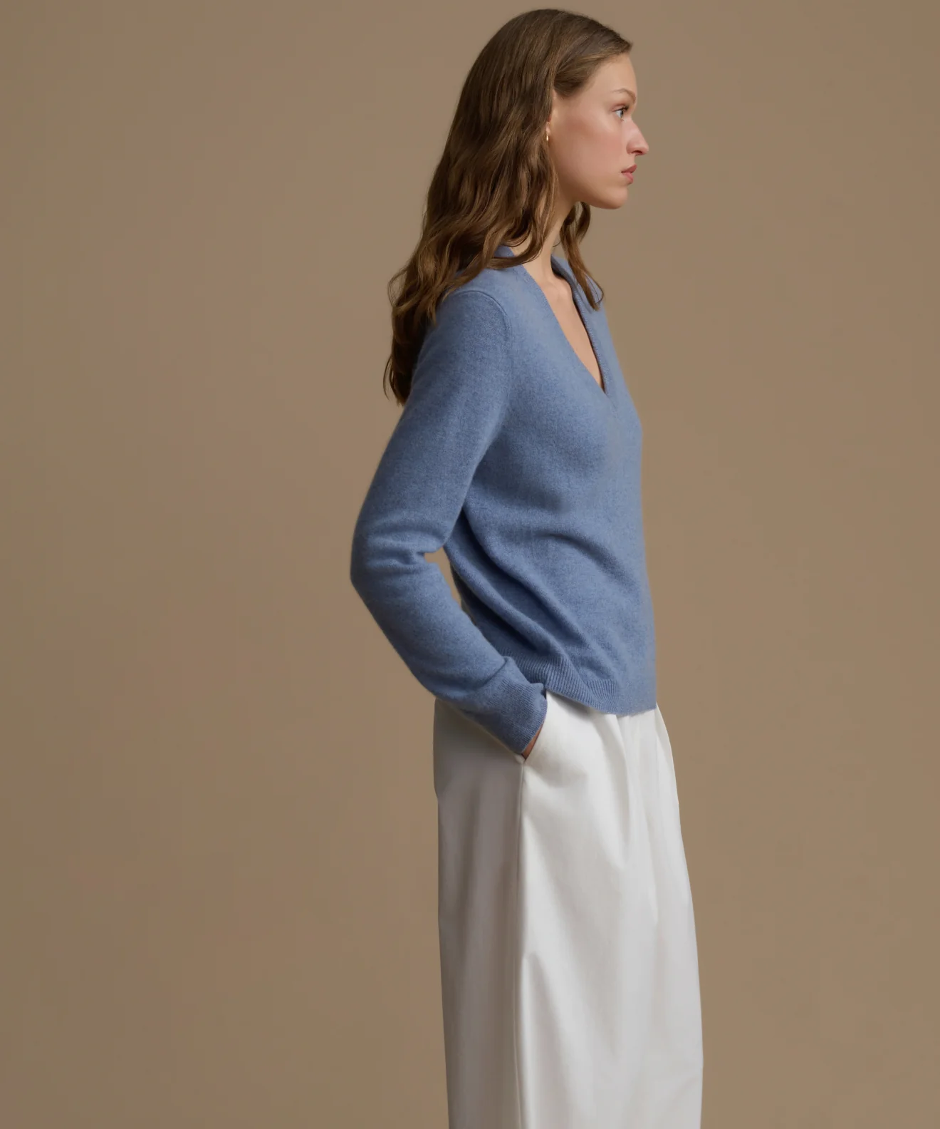 Flynn Cashmere V-Neck - Image 5