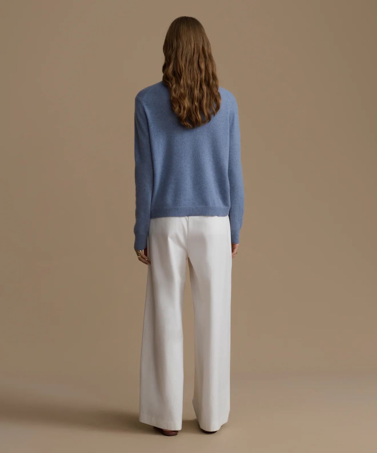 Flynn Cashmere V-Neck - Image 6