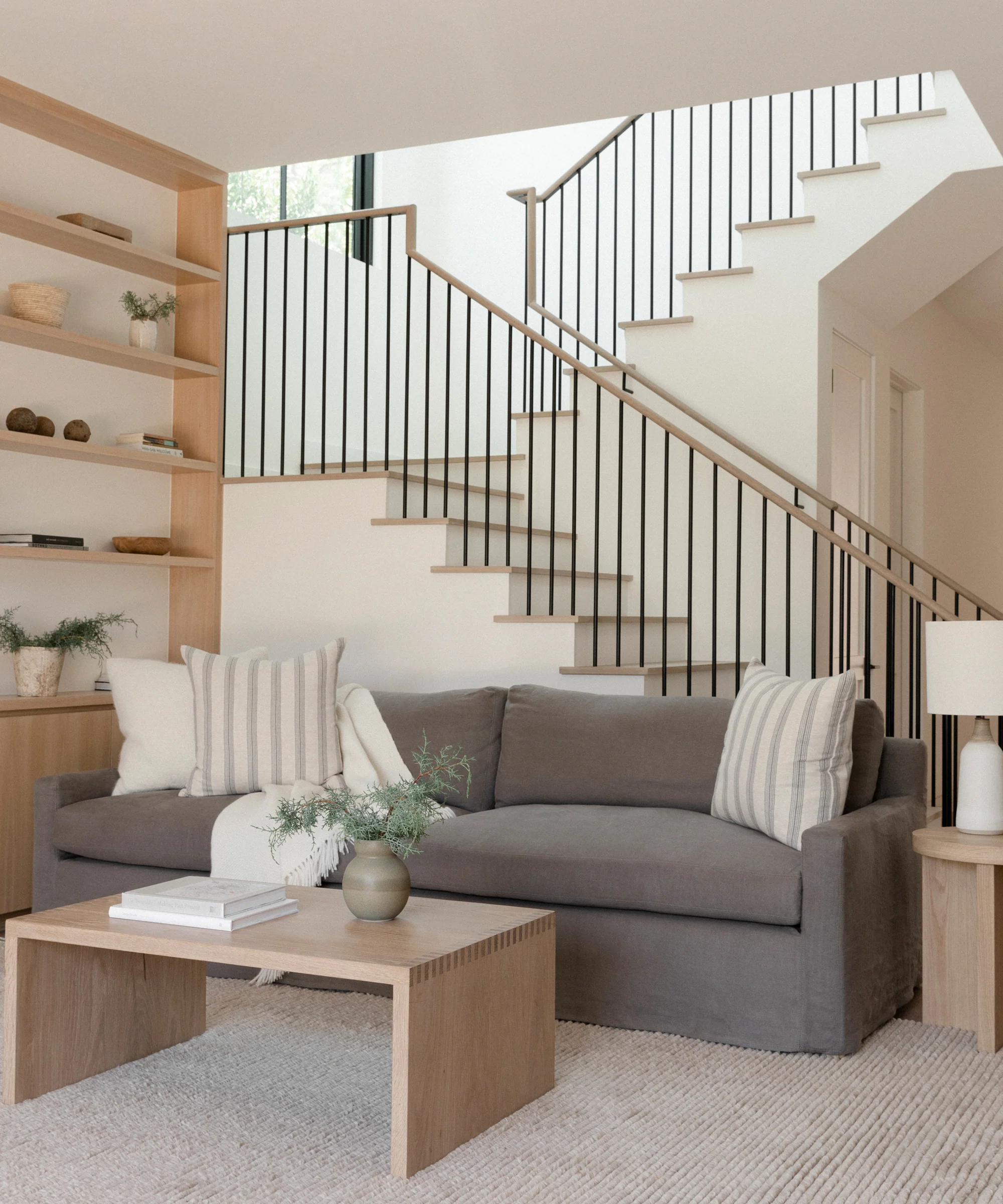 Harbor Sofa - Image 3