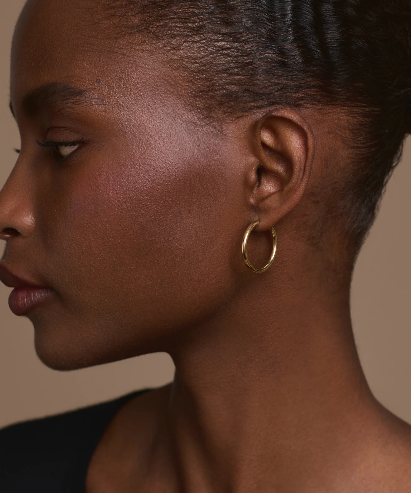 Medium Eloise Hoops - Image 4