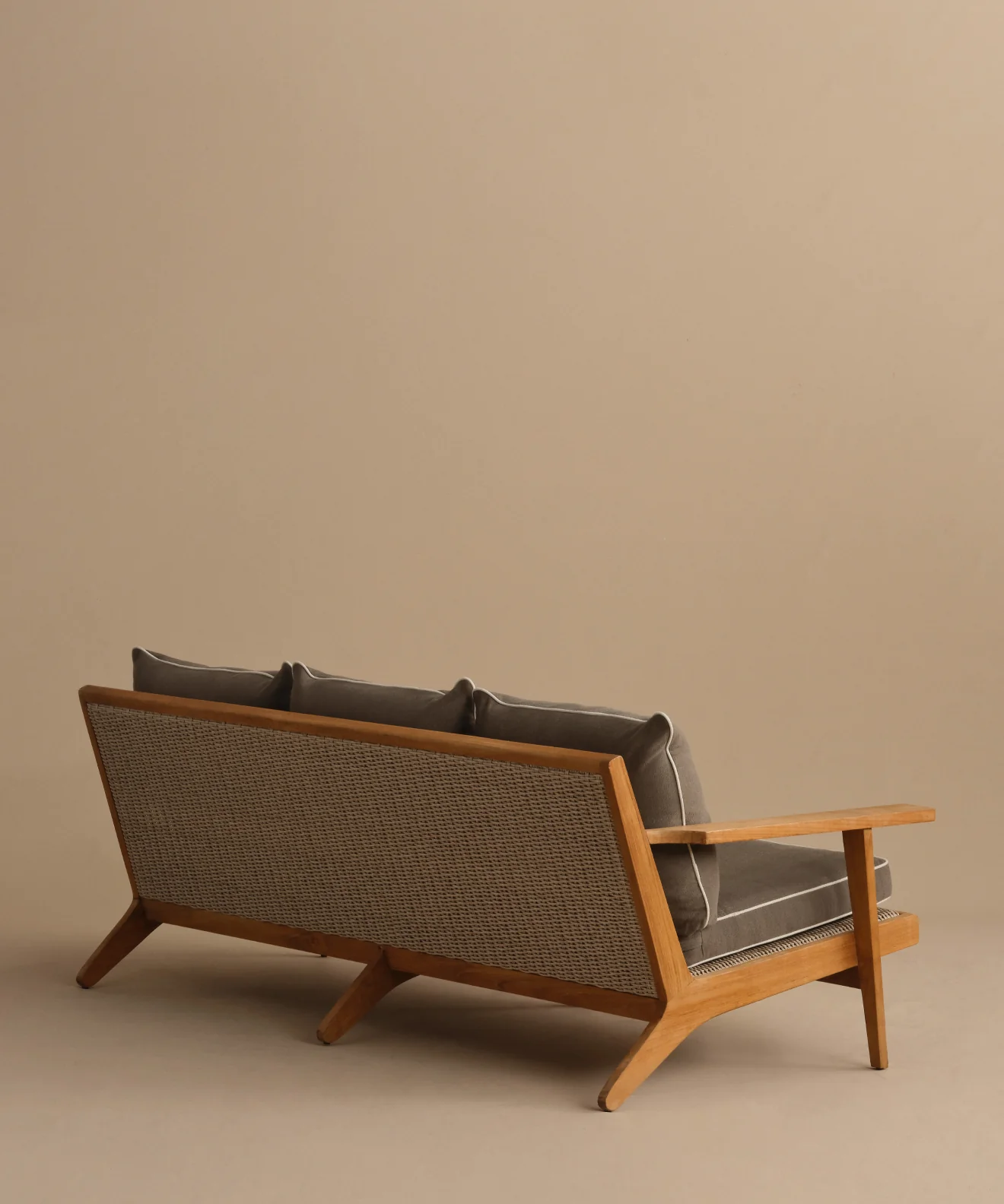 Outdoor Vista Sofa - Image 8