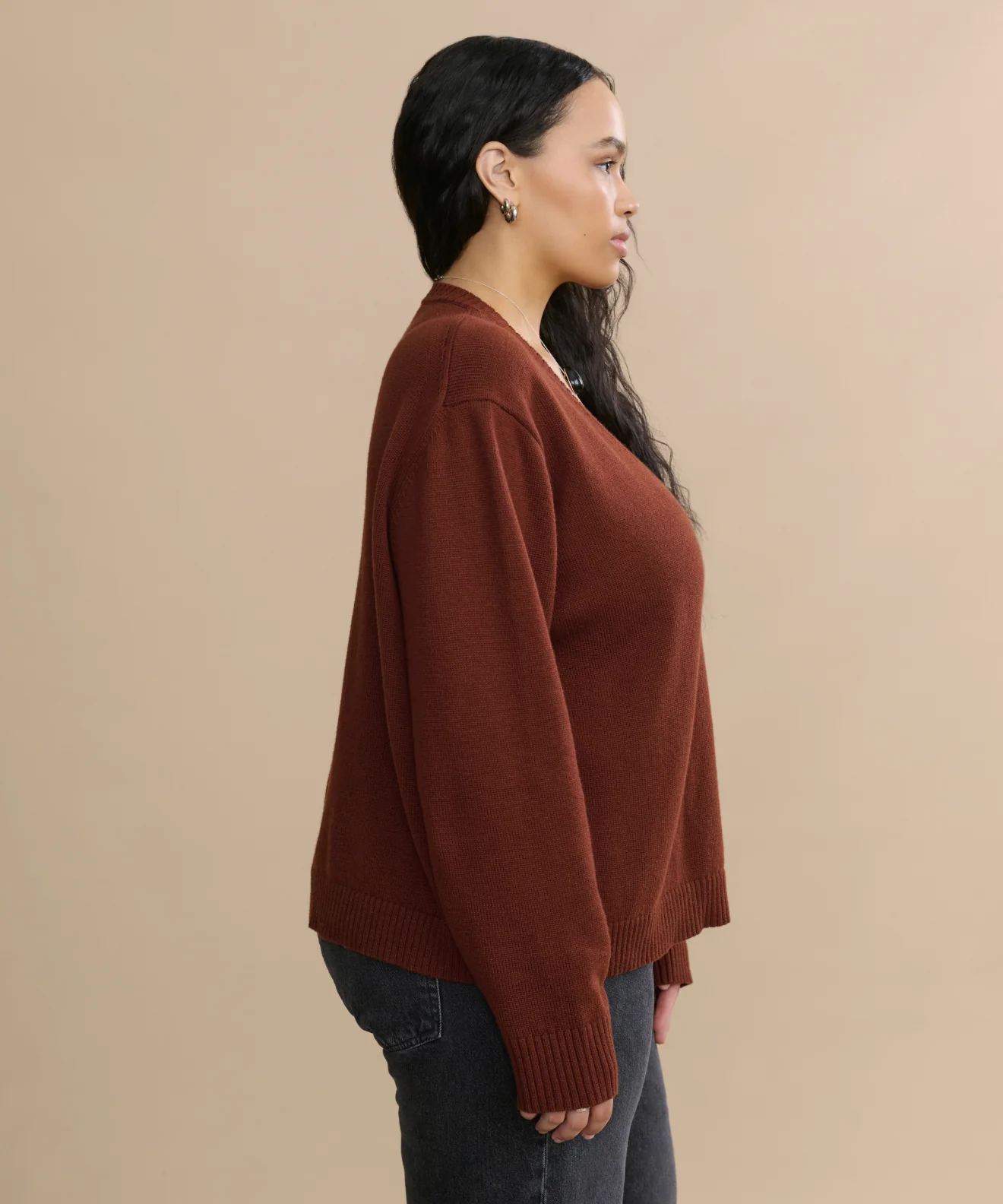 Simone V-Neck - Image 7