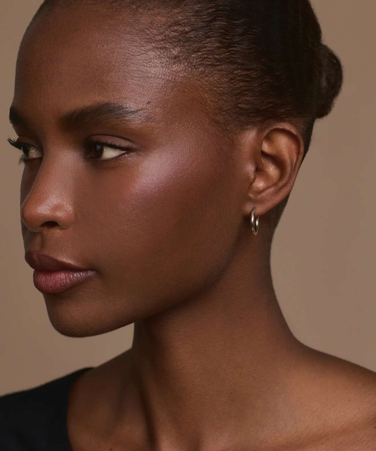 Small Eloise Hoops - Image 2