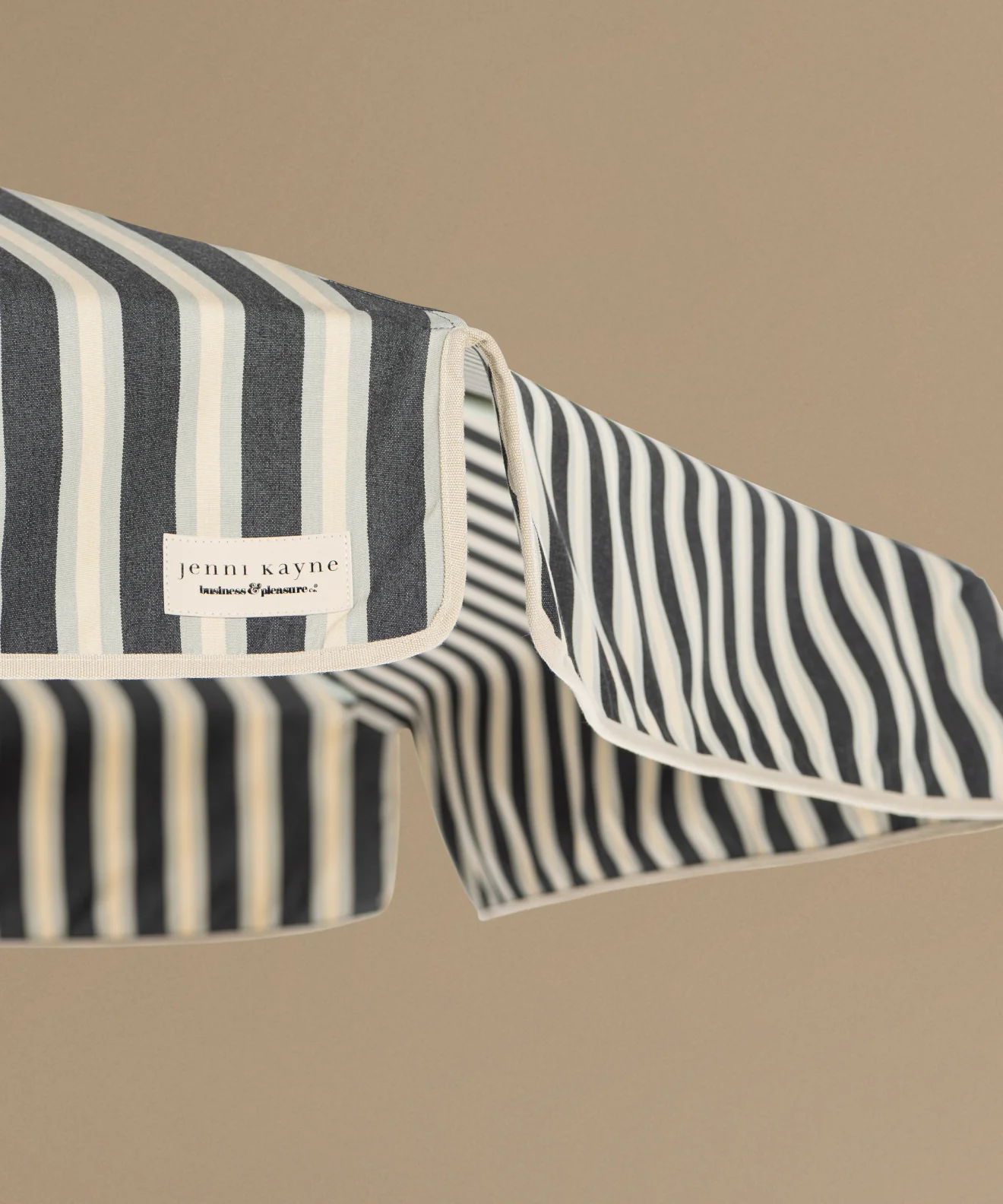 The Resort Market Umbrella - Image 4
