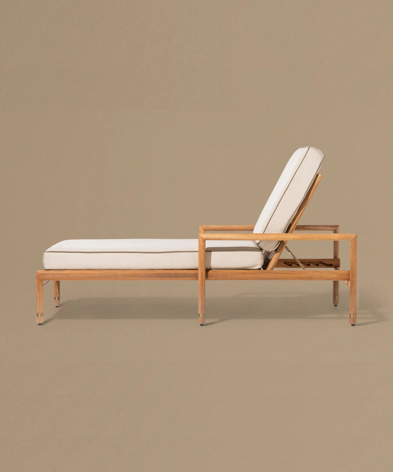 The WES Sun Lounger - Image 3