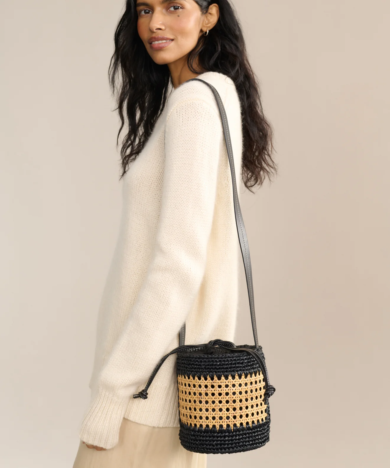 Tropez Bucket Bag - Image 2