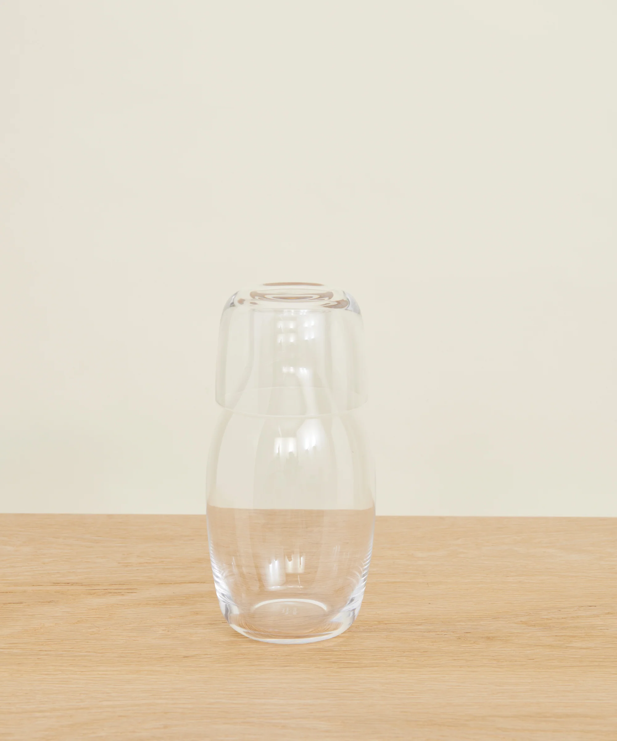 Universal Carafe - Image 2