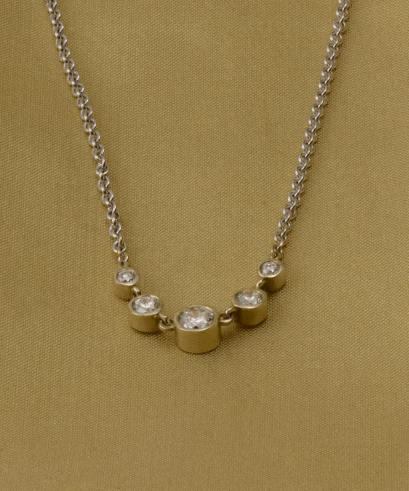 Violette Diamond Necklace - Image 4